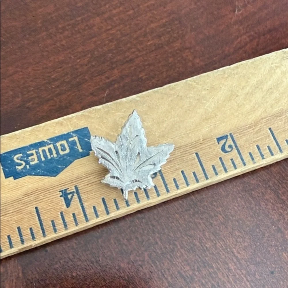 Vintage Silver Tone Brooch